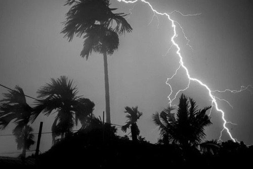 দেশের তিন অঞ্চলে ঘণ্টায় ৬০ কিমি বেগে ঝড়ের সম্ভাবনা