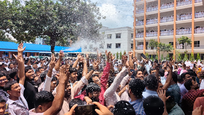 এসএসসি ও সমমানের পরীক্ষাঃ ১৯ বছরের মধ্যে পাসের হার এ বছরই সবচেয়ে কম