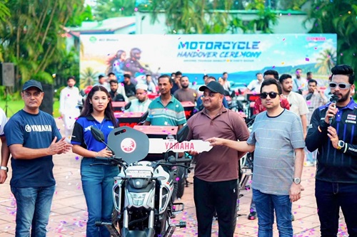 পর্যটকদের আকৃষ্ট করতে কক্সবাজারে ৩০টি ইয়ামাহা মোটরসাইকেল হস্তান্তর